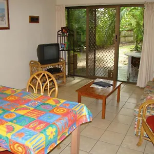 Aparthotel Noosa Yallambee